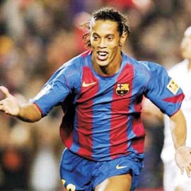 Grandes Craques - Ronaldinho Gacho - O Mgico da Bola